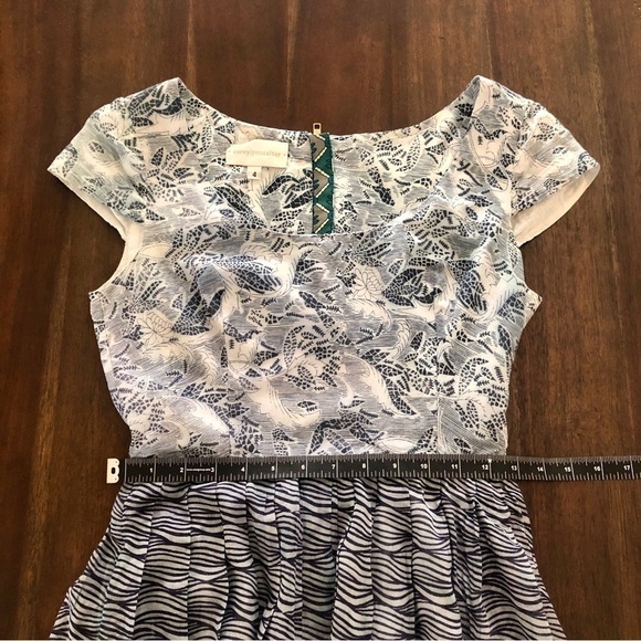 Anthropologie. Corey Lynn Calter. Fit & Flare Dress. Blue & Cream. Size 4 - Picture 9 of 12